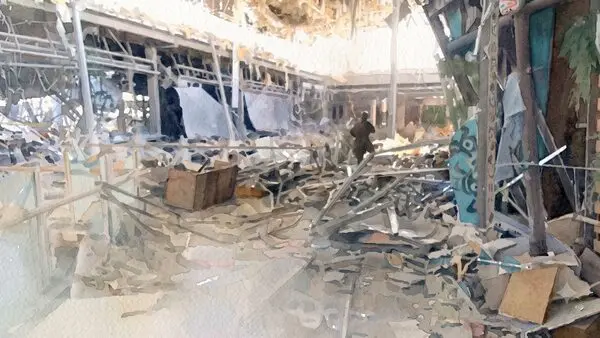 爆発したイオンモール熊本の内部